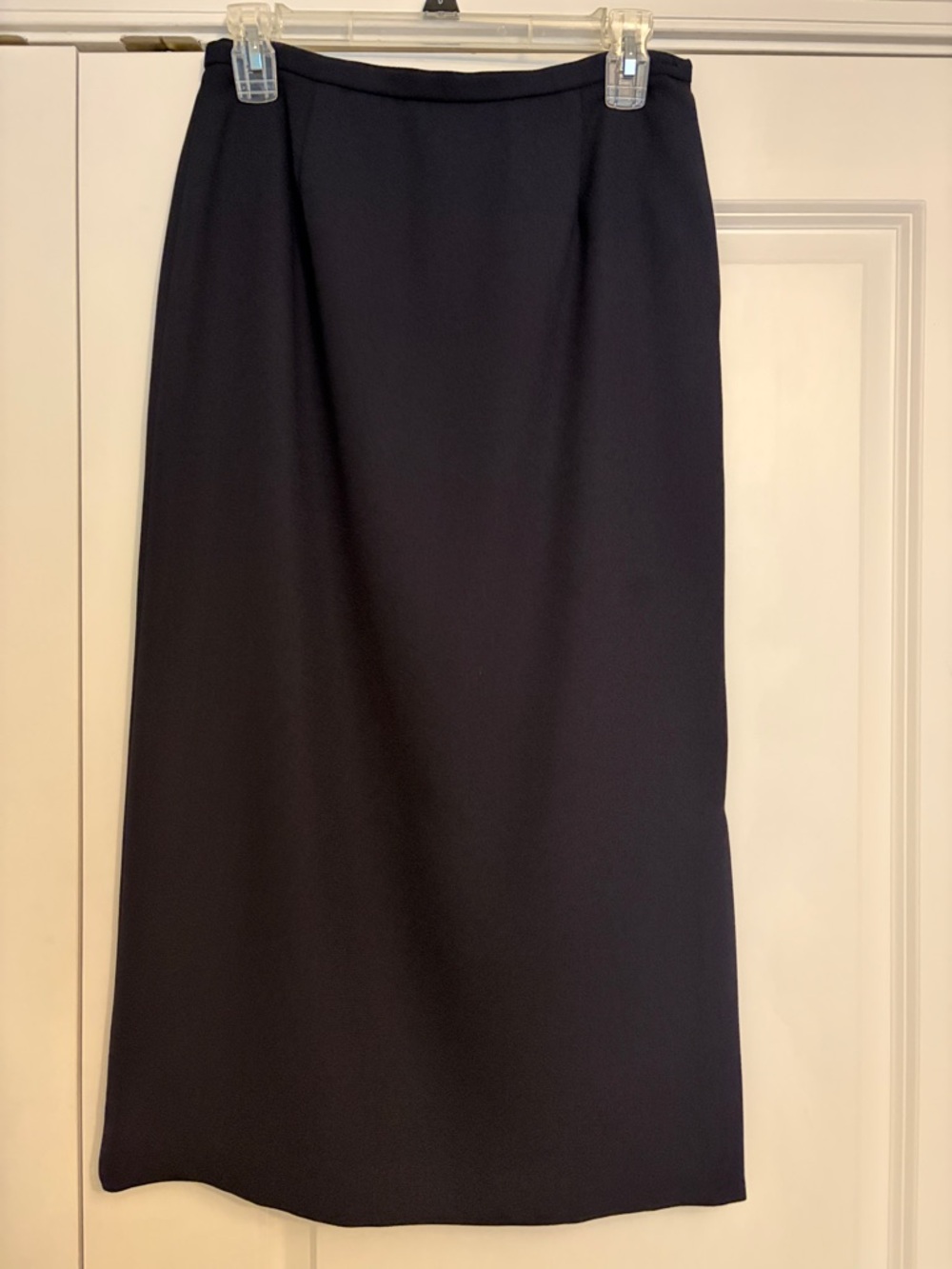 Classic Black Women's Pencil Skirt - Karen Scott